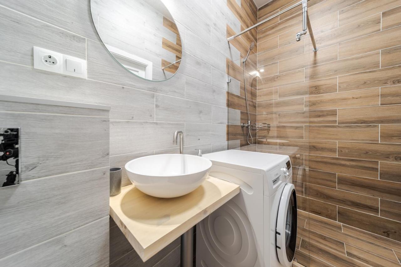 Inshiapartments On Popovycha Str 2 Лвив Екстериор снимка
